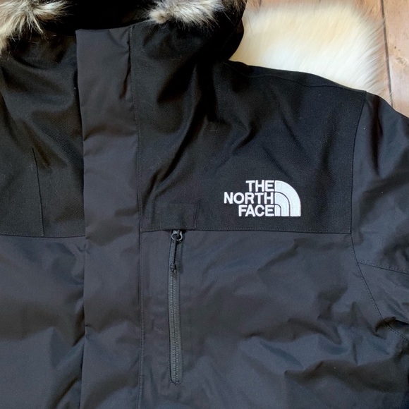 The North Face Men’s Bedford Down Parka In Black - Picture 4 of 9